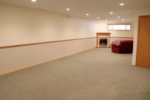 769 Munich Dr, Bismarck, ND 58504 photo 38