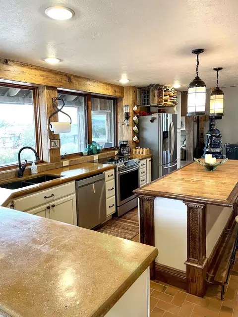 3516 E River Rd S, Medora, ND 58645 photo 10