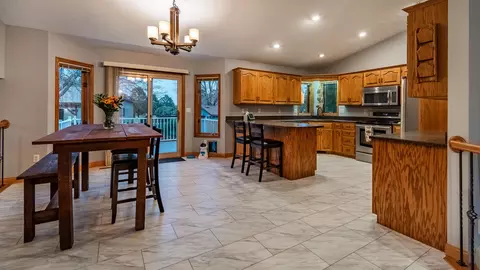 2019 Thompson St, Bismarck, ND 58501 photo 6