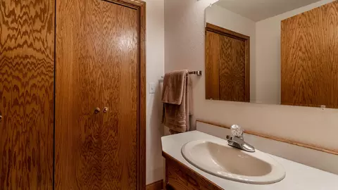 2019 Thompson St, Bismarck, ND 58501 photo 27