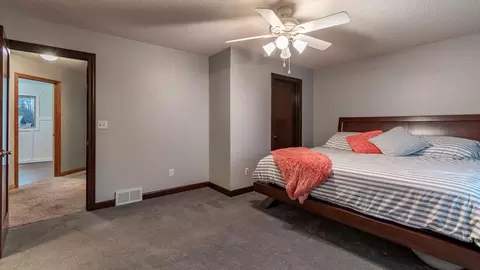 2019 Thompson St, Bismarck, ND 58501 photo 22