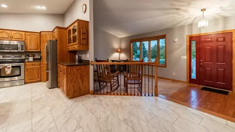 2019 Thompson St, Bismarck, ND 58501 photo 7