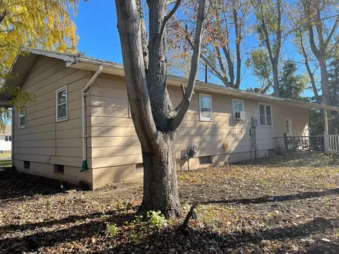 306 3rd Ave SW, Steele, ND 58482 photo 5