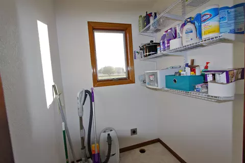 6529 Star Ln, Bismarck, ND 58503 photo 21