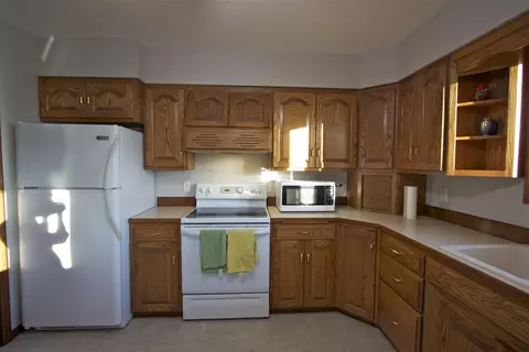 6529 Star Ln, Bismarck, ND 58503 photo 8