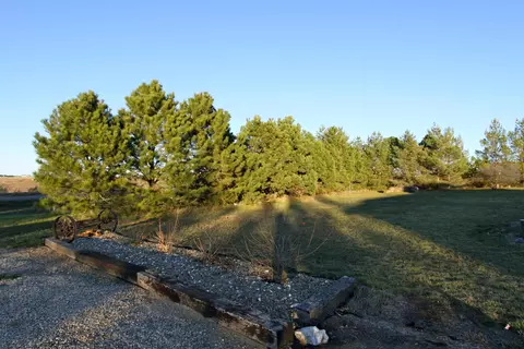6529 Star Ln, Bismarck, ND 58503 photo 5