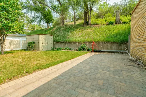 1005 6th St NW, Mandan, ND 58554 photo 26