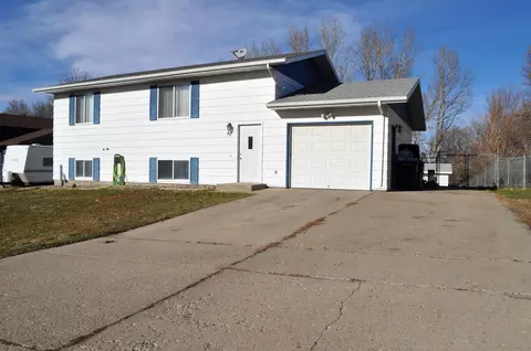 48 Eckleson Rd, Lincoln, ND 58504 photo 2