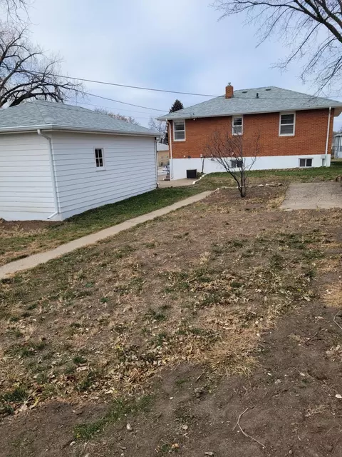 509 19th St, Bismarck, ND 58501 photo 21