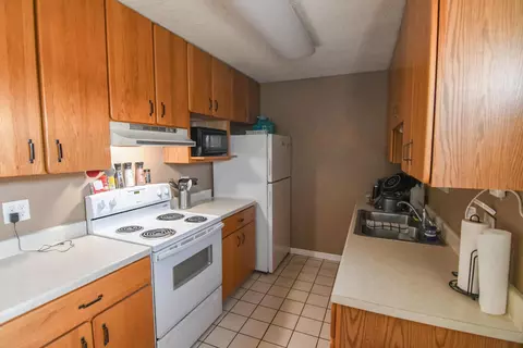 207 19th St N, Bismarck, ND 58501 photo 5
