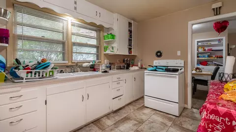 220 Arikara Ave, Bismarck, ND 58501 photo 30
