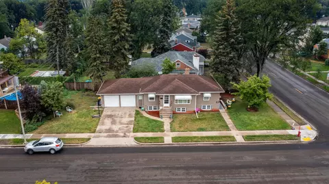 220 Arikara Ave, Bismarck, ND 58501 photo 4