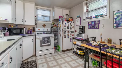 220 Arikara Ave, Bismarck, ND 58501 photo 9