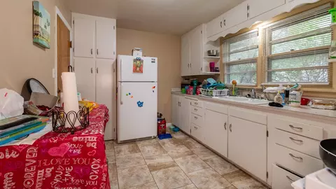 220 Arikara Ave, Bismarck, ND 58501 photo 29