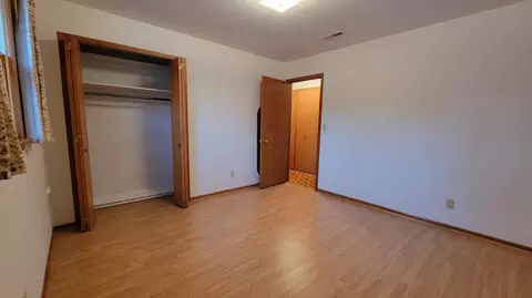 708 5th St NW, Mandan, ND 58554 photo 28