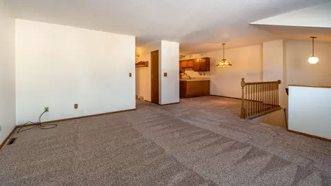 2125 E Capitol Ave, Bismarck, ND 58501 photo 4