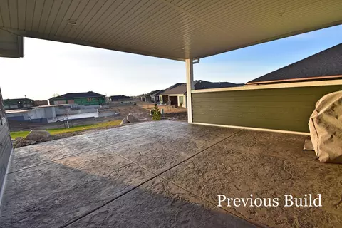 1012 Select Ln, Bismarck, ND 58503 photo 12