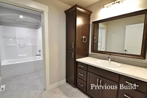 1012 Select Ln, Bismarck, ND 58503 photo 23