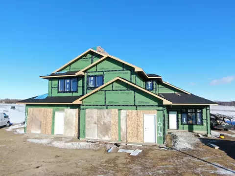 1012 Select Ln, Bismarck, ND 58503 photo 1