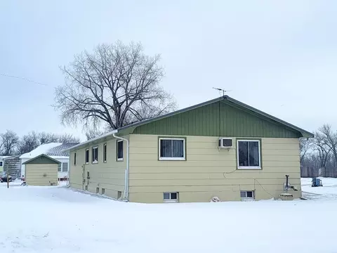 300 Selmes Ave, Stanton, ND 58571 photo 31
