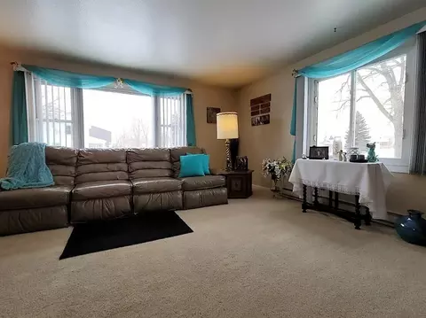 300 Selmes Ave, Stanton, ND 58571 photo 6