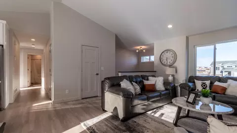 3837 Amari Loop NW, Mandan, ND 58554 photo 8