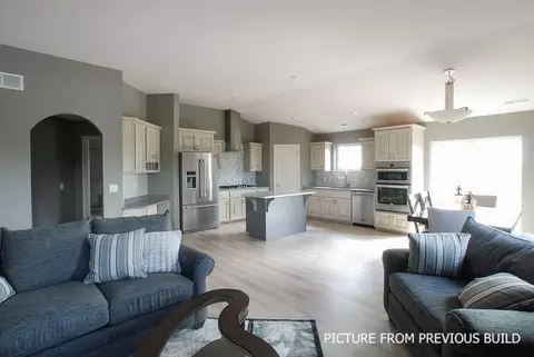 4809 Cornice Loop, Bismarck, ND 58503 photo 11