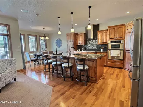 1426 Eagle Crest Loop, Bismarck, ND 58503 photo 11