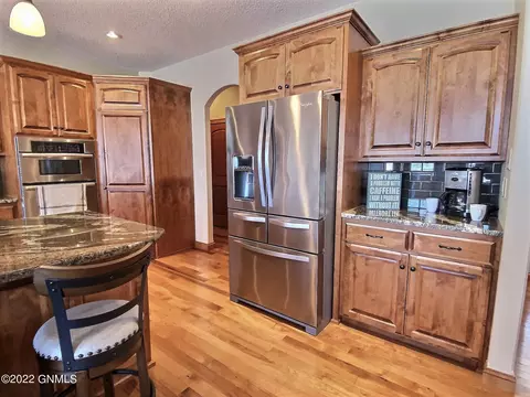 1426 Eagle Crest Loop, Bismarck, ND 58503 photo 15