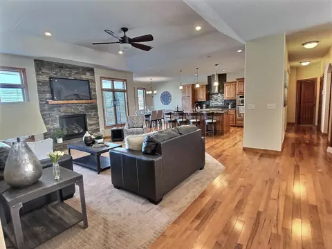 1426 Eagle Crest Loop, Bismarck, ND 58503 photo 8