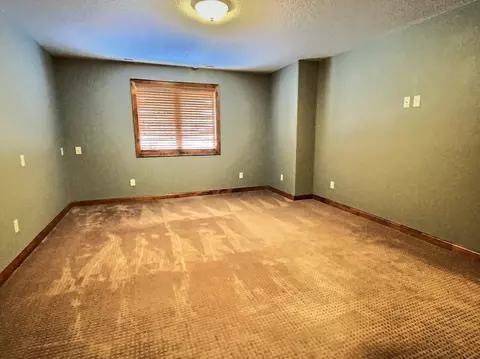 1426 Eagle Crest Loop, Bismarck, ND 58503 photo 60
