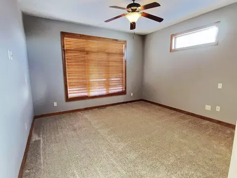 1426 Eagle Crest Loop, Bismarck, ND 58503 photo 37