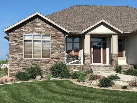 1426 Eagle Crest Loop, Bismarck, ND 58503 photo 70