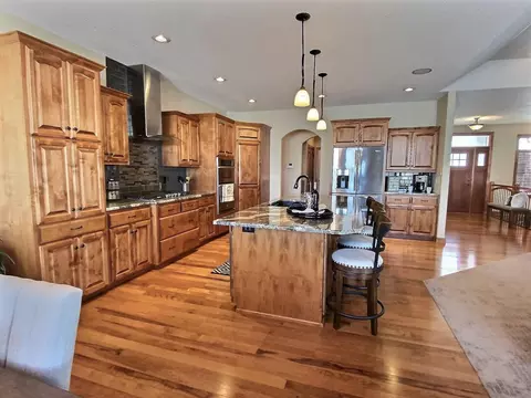 1426 Eagle Crest Loop, Bismarck, ND 58503 photo 18