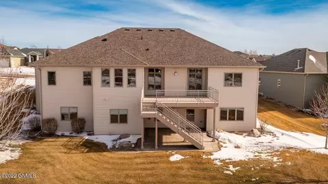 1426 Eagle Crest Loop, Bismarck, ND 58503 photo 77