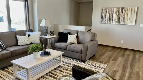 5345 Titanium Dr, Bismarck, ND 58503 photo 7