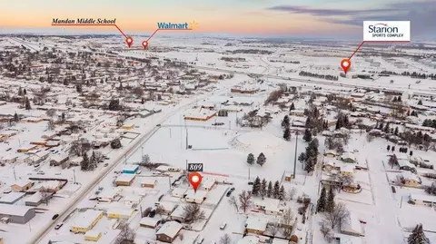 809 Tower Pl, Mandan, ND 58554 photo 41