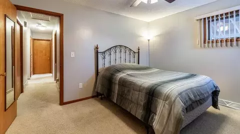 809 Tower Pl, Mandan, ND 58554 photo 18