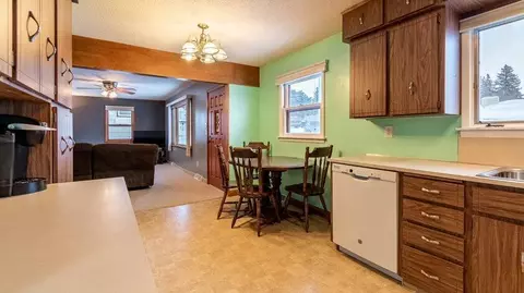 809 Tower Pl, Mandan, ND 58554 photo 17