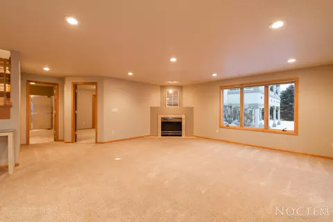 1960 Mesquite Loop, Bismarck, ND 58503 photo 20