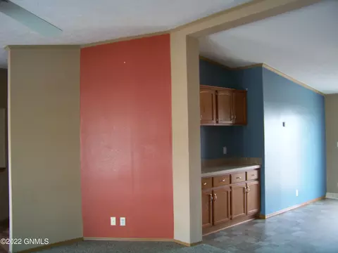 3978 N Valley Loop Loop, Bismarck, ND 58503 photo 13