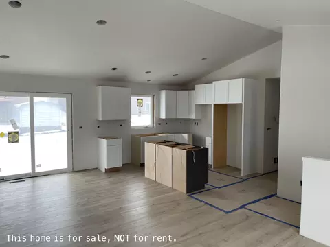 3829 Amari Loop NW, Mandan, ND 58554 photo 2