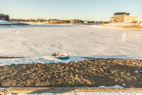 3900 Poseidon Loop, Bismarck, ND 58504 photo 75
