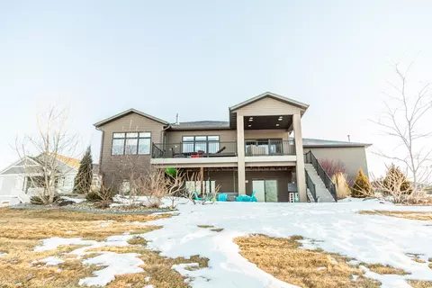 3900 Poseidon Loop, Bismarck, ND 58504 photo 73