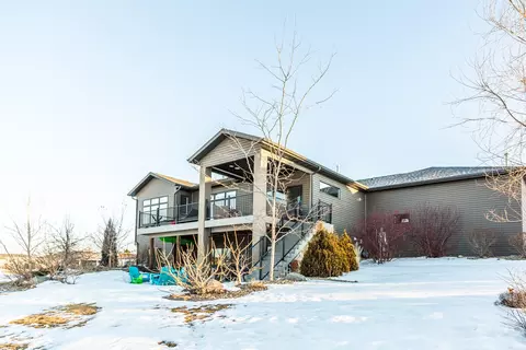3900 Poseidon Loop, Bismarck, ND 58504 photo 72