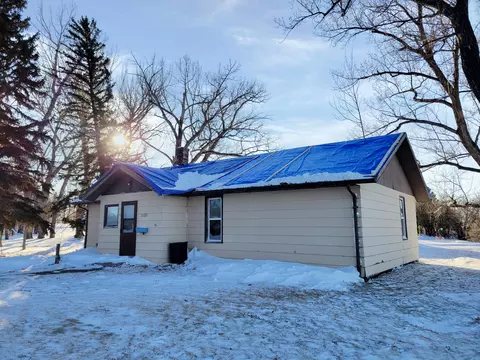 202 Hill St, Wing, ND 58494 photo 3