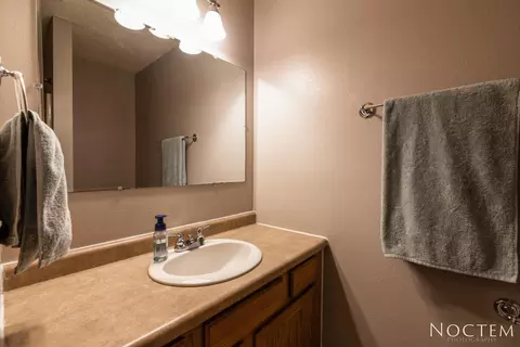 19 Custer Dr, Lincoln, ND 58504 photo 12