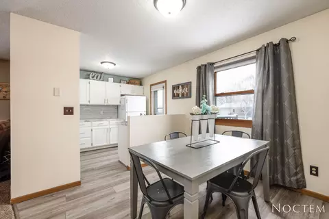 19 Custer Dr, Lincoln, ND 58504 photo 8