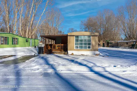 603 Dover Dr, Bismarck, ND 58504 photo 1