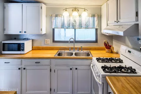 603 Dover Dr, Bismarck, ND 58504 photo 8